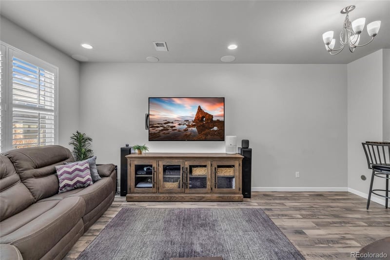 1877 Buchanan Cir, Aurora, CO 80018