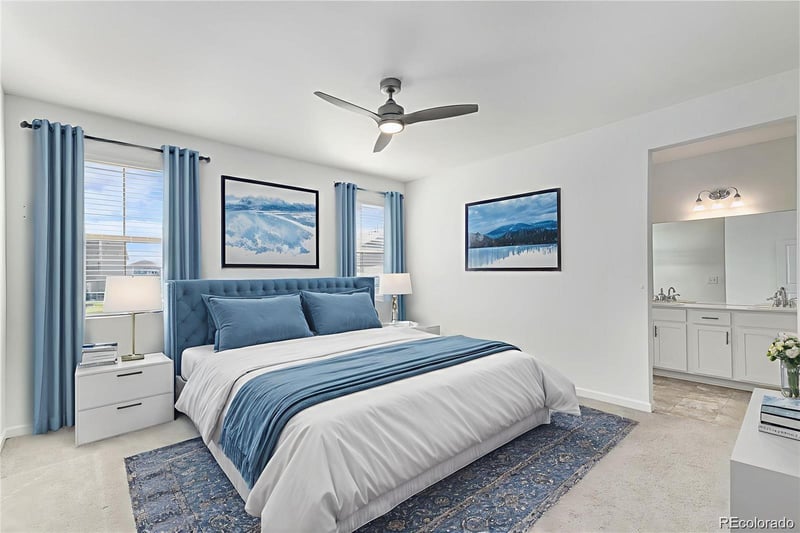 126 Vandriver Way, Aurora, CO 80018