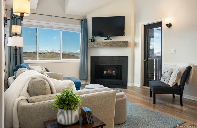 267 Lake Dr, Granby, CO 80446