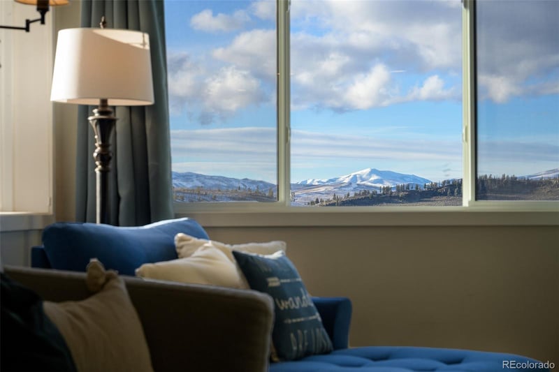 267 Lake Dr, Granby, CO 80446