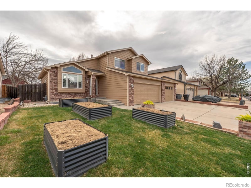 2430 Frontier St, Longmont, CO 80501