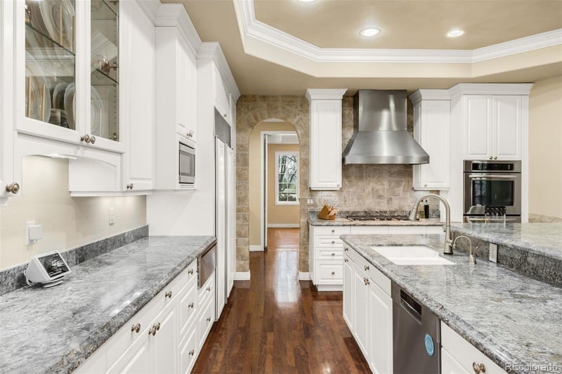 7 Waterside Ter, Cherry Hills Village, CO 80113