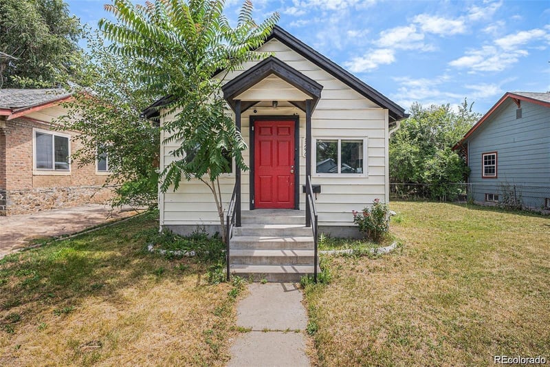 1746 Galena St, Aurora, CO 80010