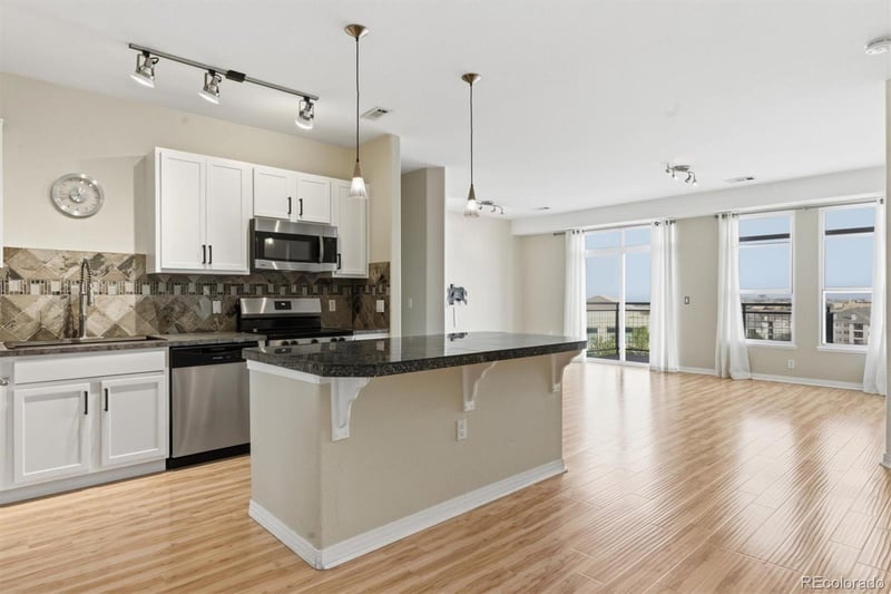 10176 Park Meadows Dr #2405, Lone Tree, CO 80124