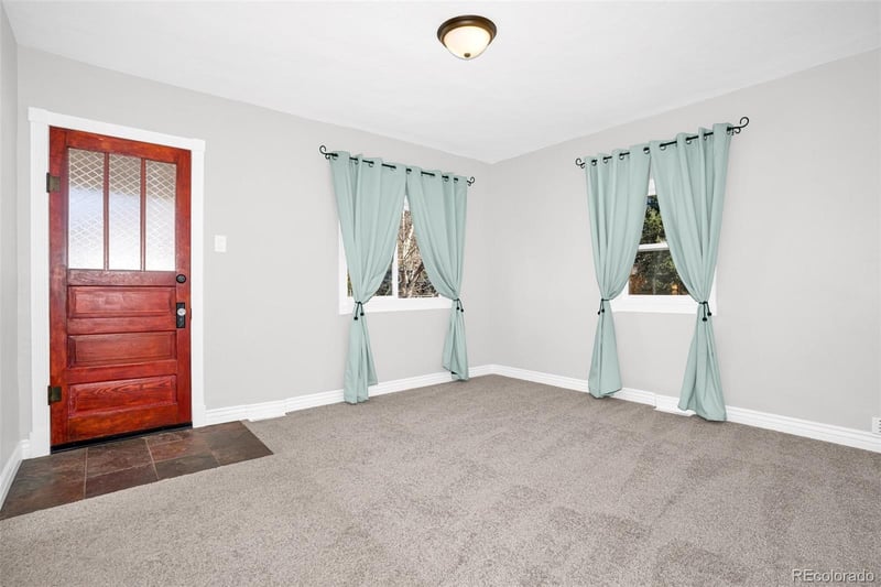 421 Stickney Ave, Lyons, CO 80540