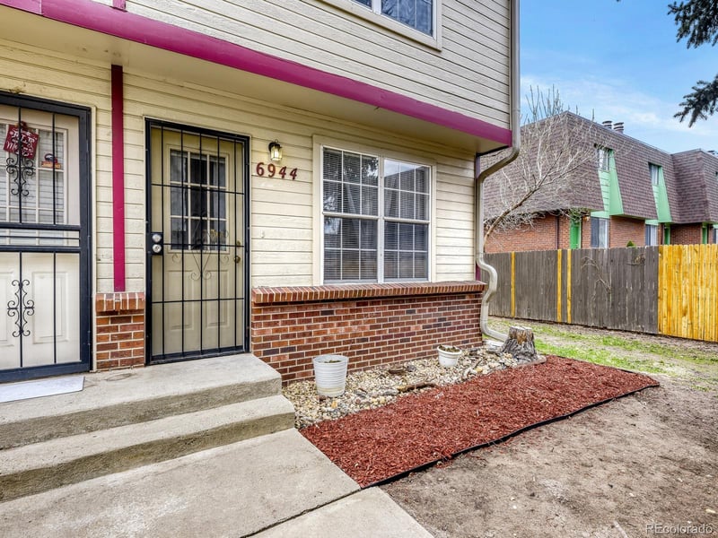 6944 Mississippi Ave, Lakewood, CO 80226