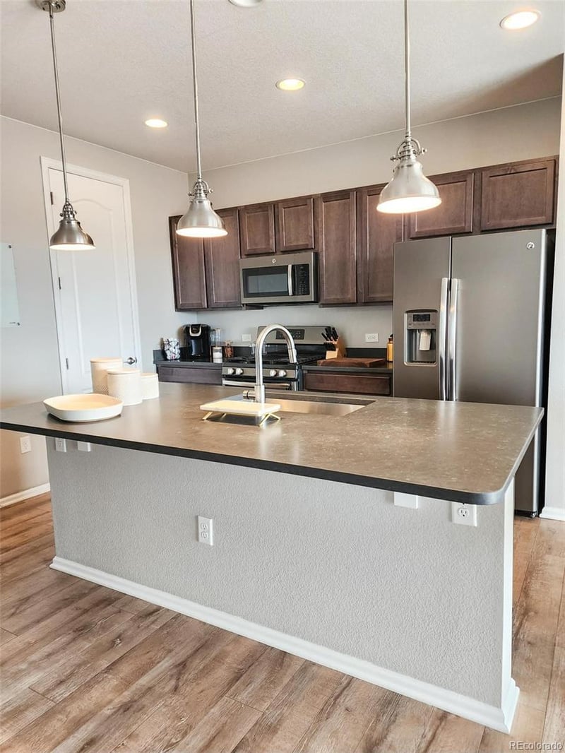 1637 Stoll Dr, Windsor, CO 80550