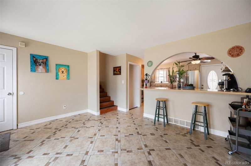 1052 Lewiston St, Aurora, CO 80011