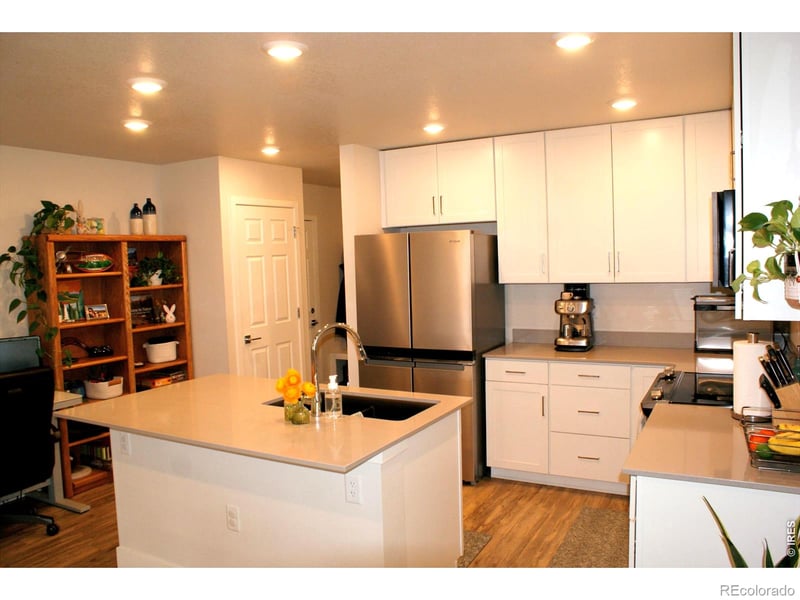 819 Widgeon Cir, Longmont, CO 80503