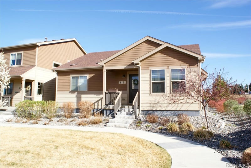 819 Widgeon Cir, Longmont, CO 80503