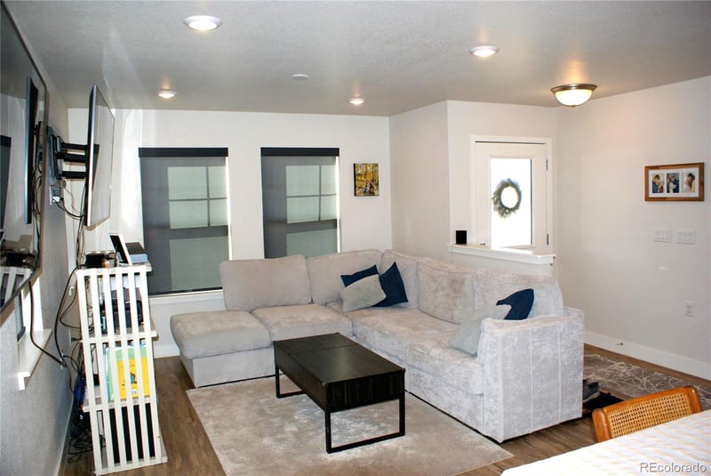 819 Widgeon Cir, Longmont, CO 80503