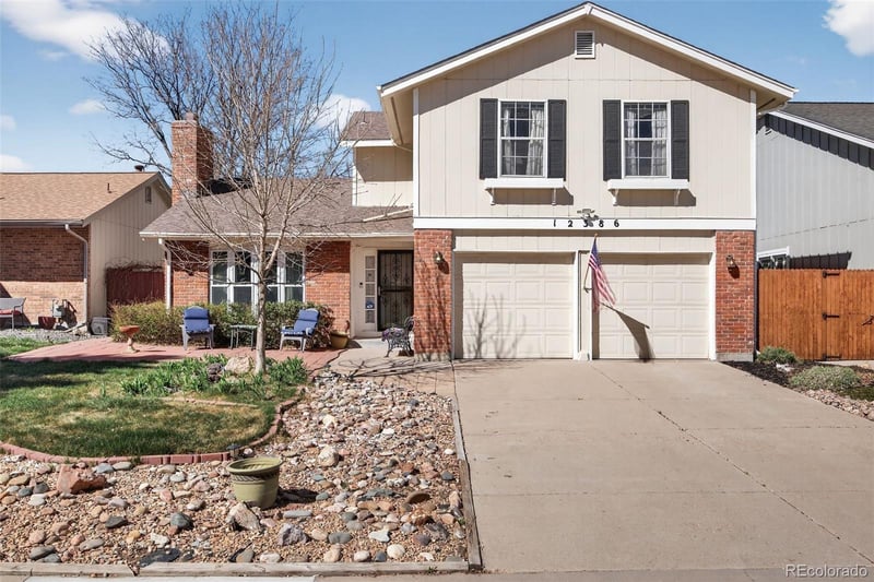 12386 Bates Cir, Aurora, CO 80014