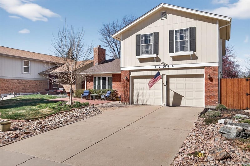 12386 Bates Cir, Aurora, CO 80014