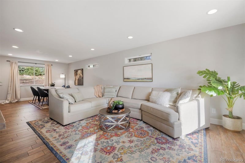 8239 Baker Ave, Lakewood, CO 80227