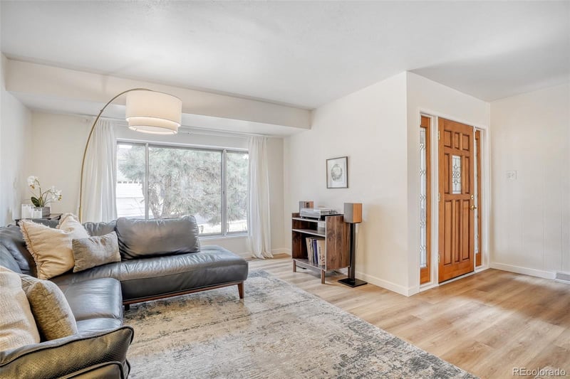 2923 Reading Ct, Denver, CO 80231