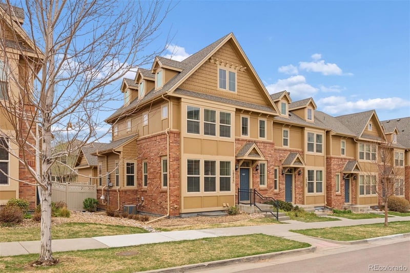 10273 Bellwether Ln, Lone Tree, CO 80124