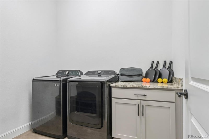 264 Kitselman Dr, Castle Rock, CO 80104