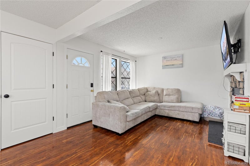 8896 Brompton Way, Parker, CO 80134