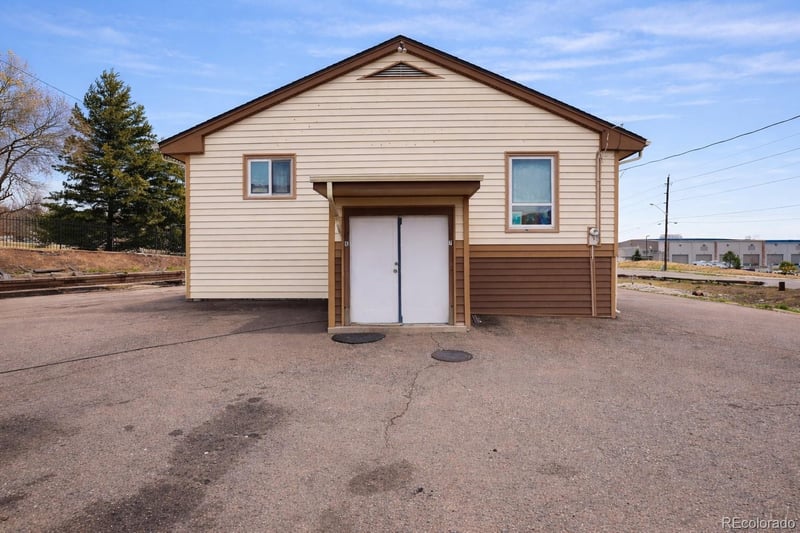 705 Ulysses St, Golden, CO 80401