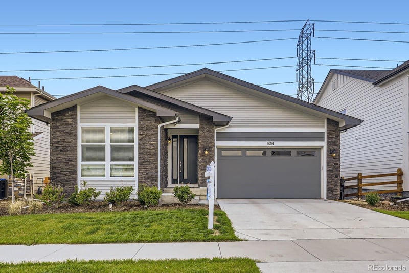 5134 Queen Ct, Arvada, CO 80002