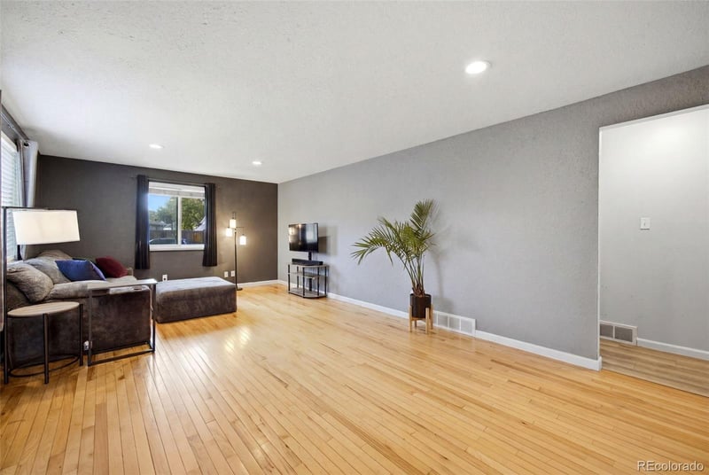 1490 Zephyr St, Lakewood, CO 80232