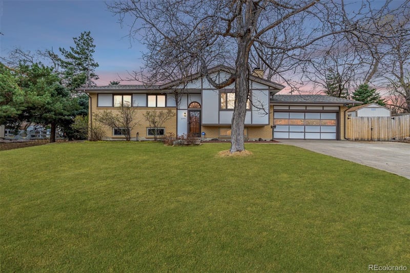 12306 Green Mountain Dr, Lakewood, CO 80228