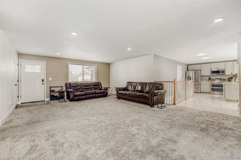 3177 Mobile Way, Aurora, CO 80013