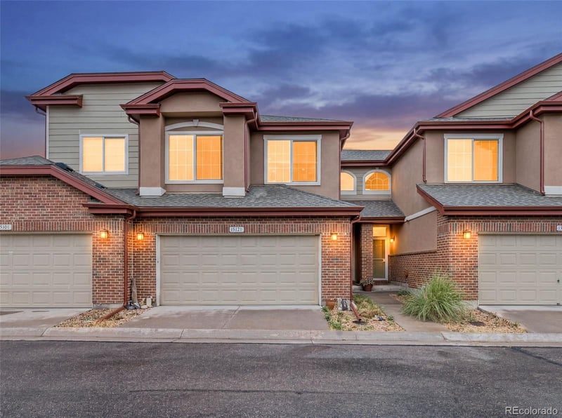 15121 Batavia Pl, Aurora, CO 80111