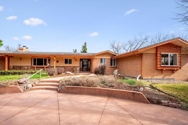 14075 Crabapple Rd, Golden, CO 80401