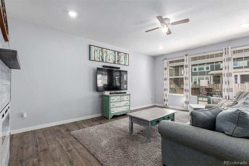 24306 Ohio Dr, Aurora, CO 80018