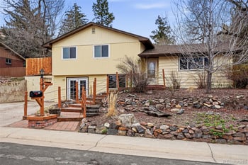 564 Vista Dr, Castle Rock, CO 80104