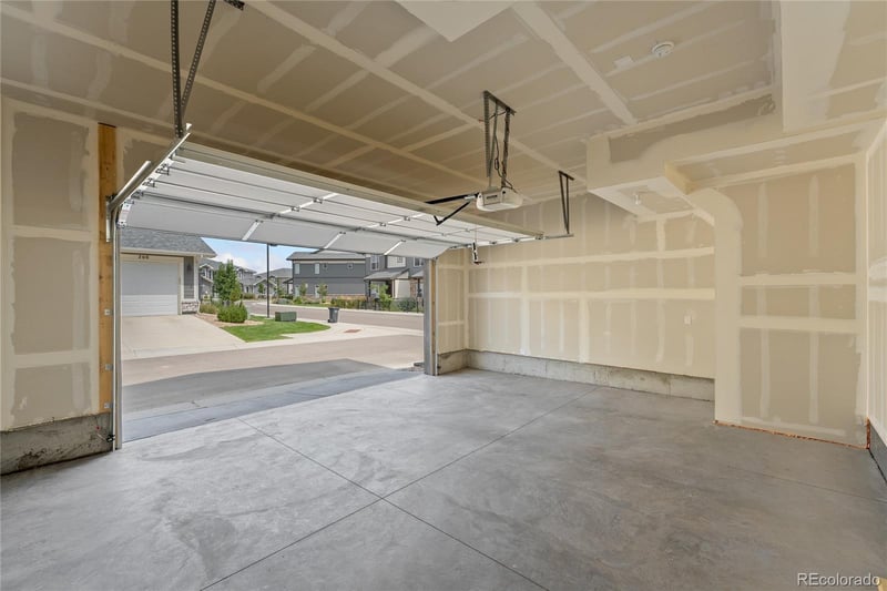 420 High Point Dr #104, Longmont, CO 80504