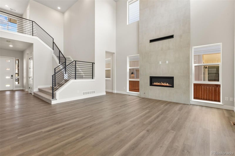 1657 Winter Glow Dr, Windsor, CO 80550