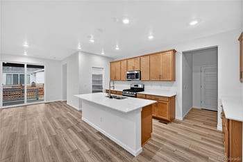 3338 Duquesne Way, Aurora, CO 80019
