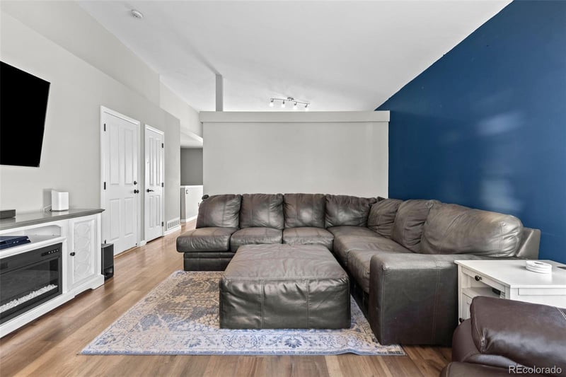 2623 Halifax Ct, Aurora, CO 80013