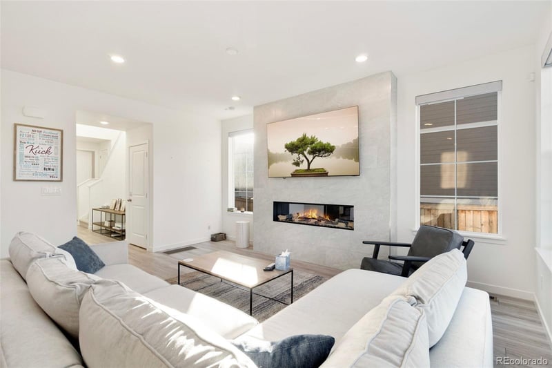 9021 Borrowdale Ln, Parker, CO 80134