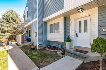 233 Nome St, Aurora, CO 80012