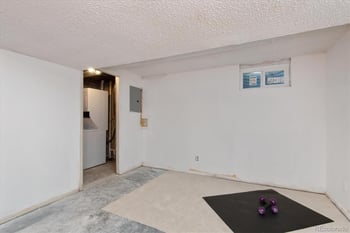 233 Nome St, Aurora, CO 80012