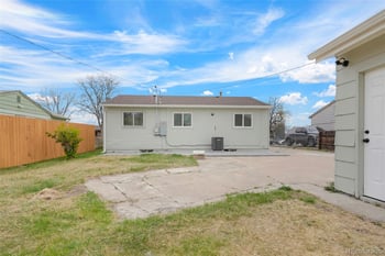 7940 Hollywood St, Commerce City, CO 80022