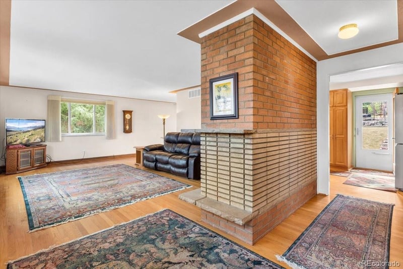 9880 34th Dr, Wheat Ridge, CO 80033