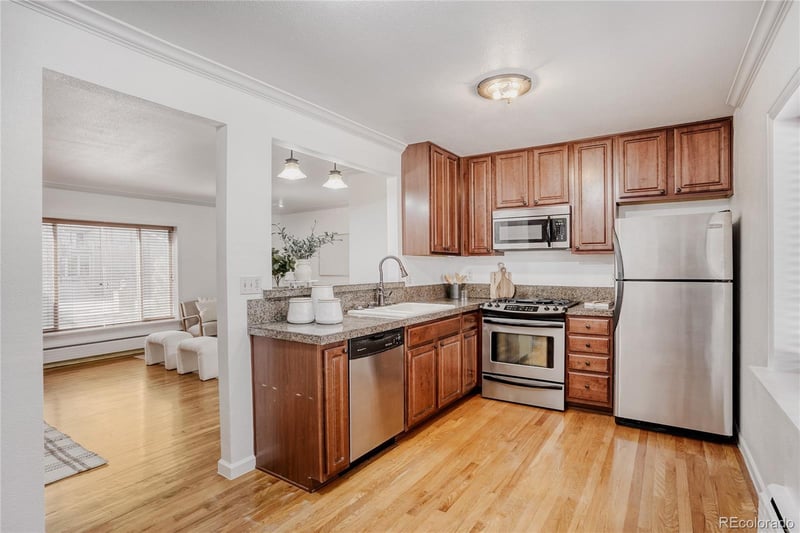 920 Eudora St #102, Denver, CO 80220