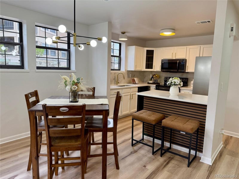 10950 Florida Ave #304, Lakewood, CO 80232