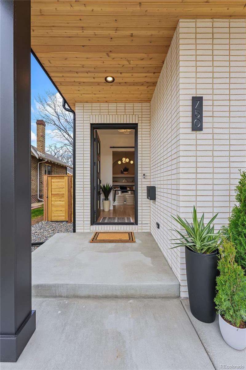 750 S Corona St, Denver, CO 80209