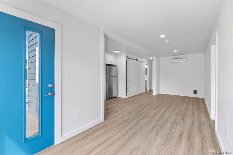 1953 Blackhawk St, Aurora, CO 80011