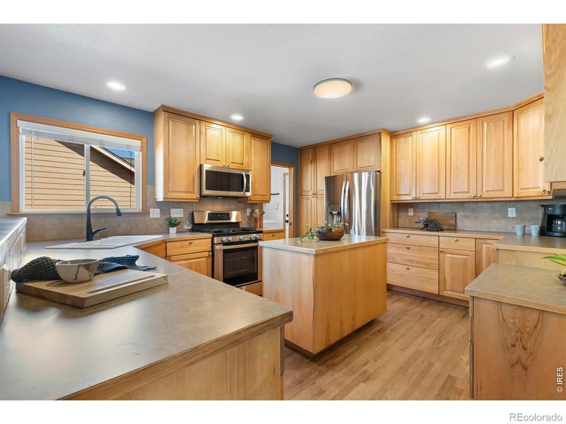 498 Marcellina Dr, Loveland, CO 80537