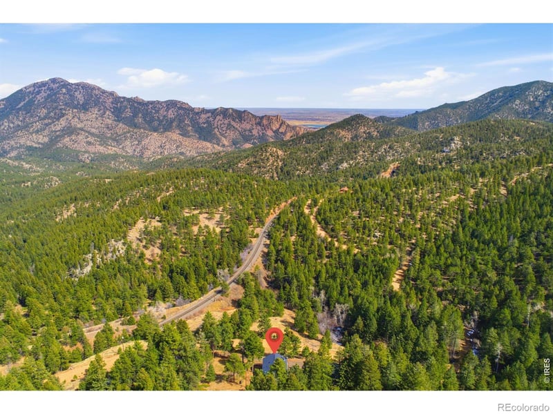 910 Chute Rd, Golden, CO 80403