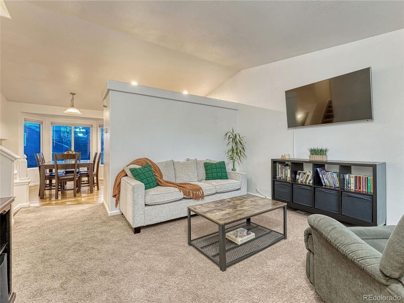 6553 Harvey Ln, Colorado Springs, CO 80923