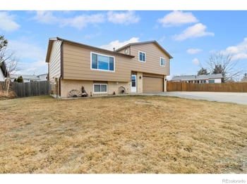 110 48th Ave Ct, Greeley, CO 80634