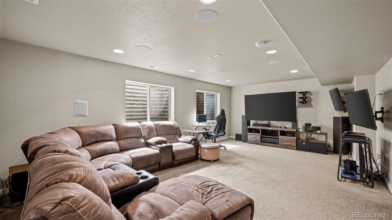 7316 Rim Bluff Ln, Colorado Springs, CO 80927