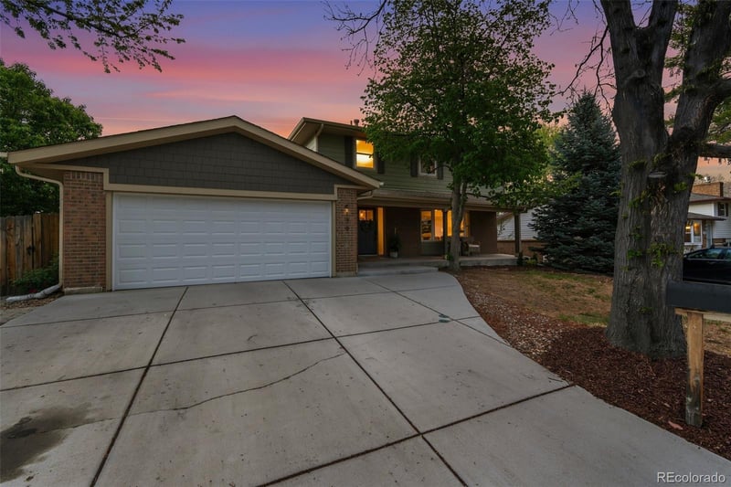 4179 Peakview Cir, Centennial, CO 80121